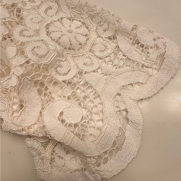 Nanette Lepore Short Sleeve Bone Top with Bow on the Back - Picture 6 of 9